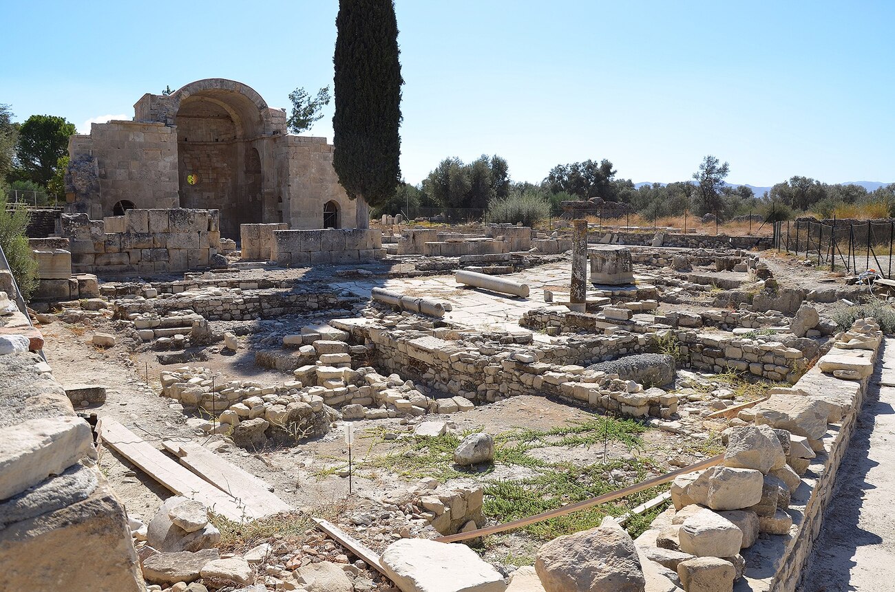 6th-Century Byzantine Church of Saint Titus, Gortyna, Crete. Following Hadrian, - A brief history of Crete